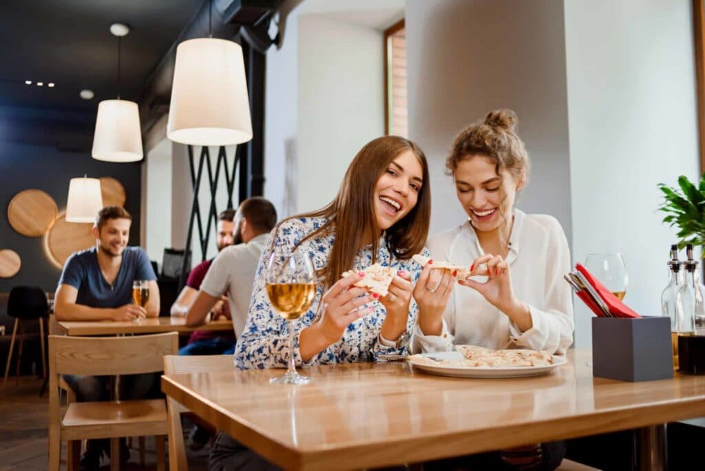 6 Restaurant Sales Promotions – Which One’s Right For You?